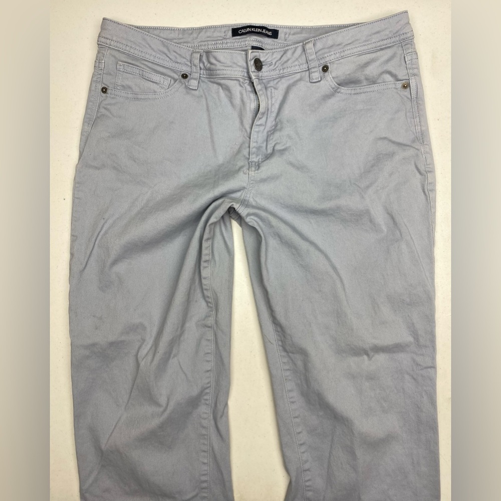 CK BLU capris, 12/31 Spring Sale